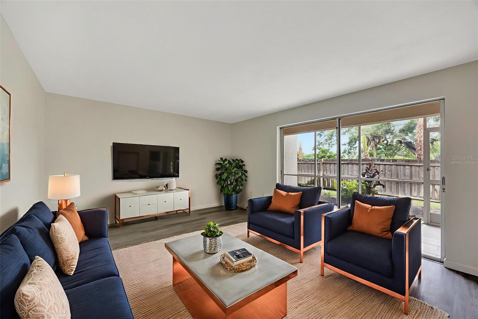 Image 16 of 32 For 2121 Wood Street 124