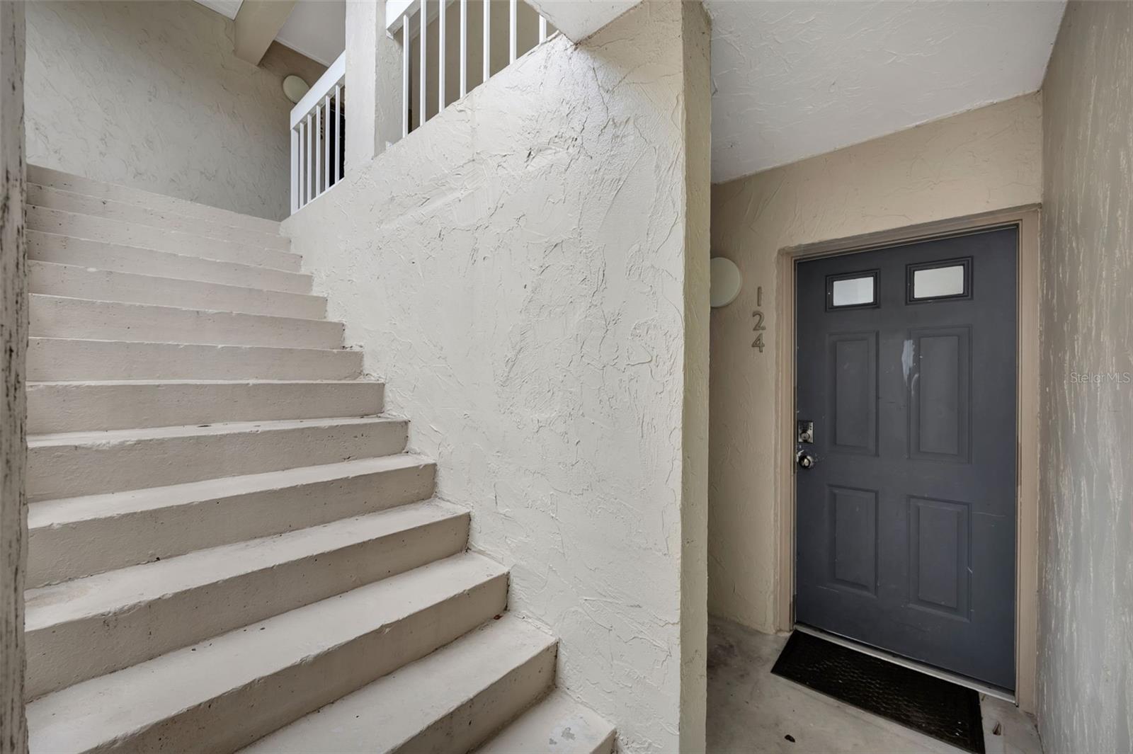 Image 2 of 32 For 2121 Wood Street 124