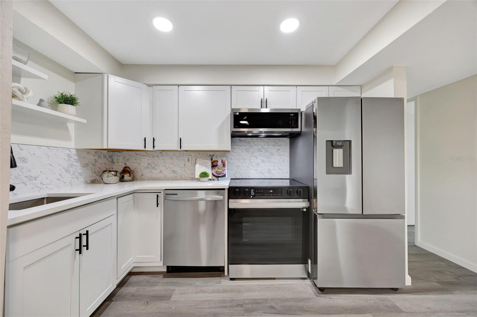 Image 4 of 32 For 2121 Wood Street 124