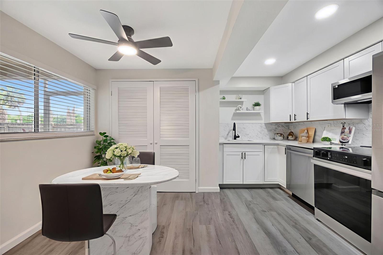 Image 6 of 32 For 2121 Wood Street 124