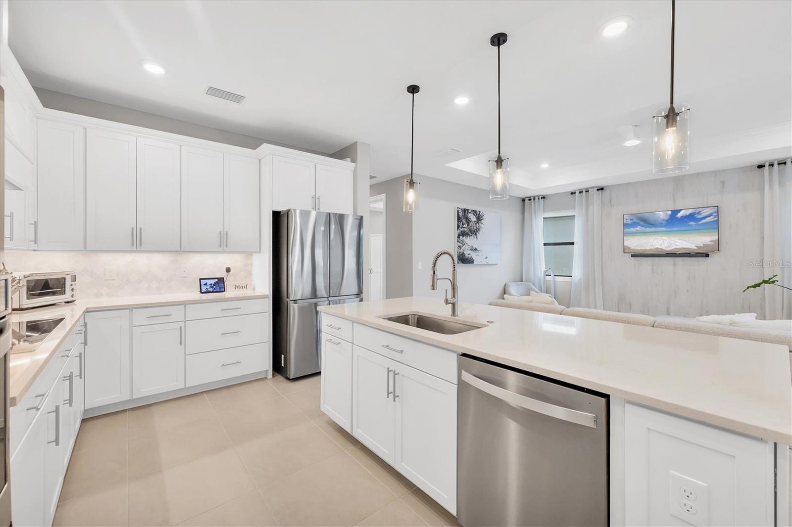 Image 16 of 68 For 2414 Gabel Oak Drive