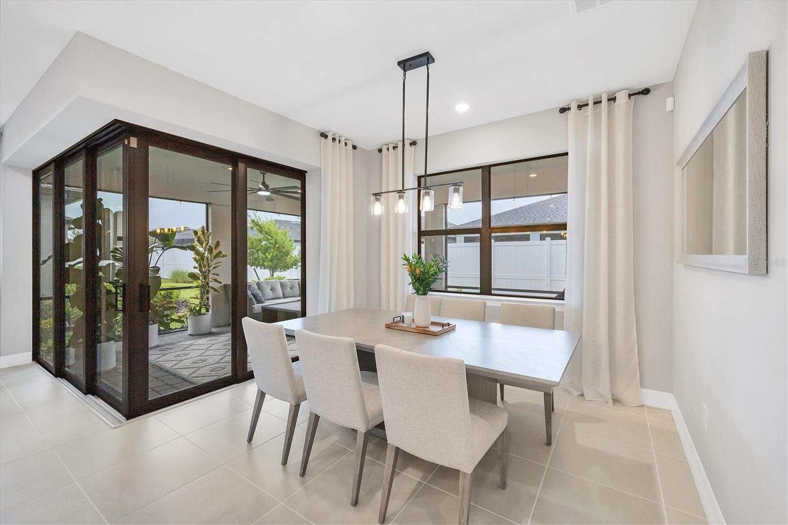 Image 20 of 68 For 2414 Gabel Oak Drive