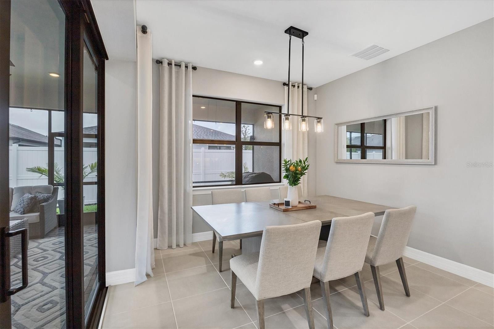 Image 22 of 68 For 2414 Gabel Oak Drive