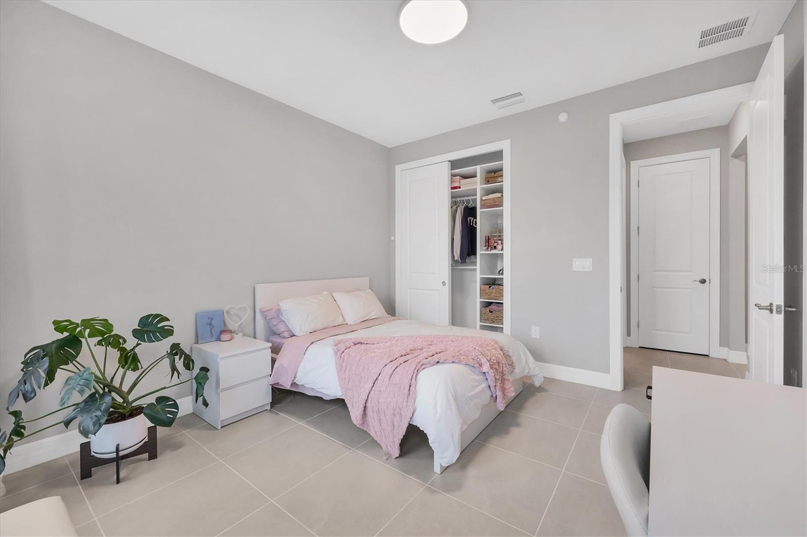 Image 31 of 68 For 2414 Gabel Oak Drive