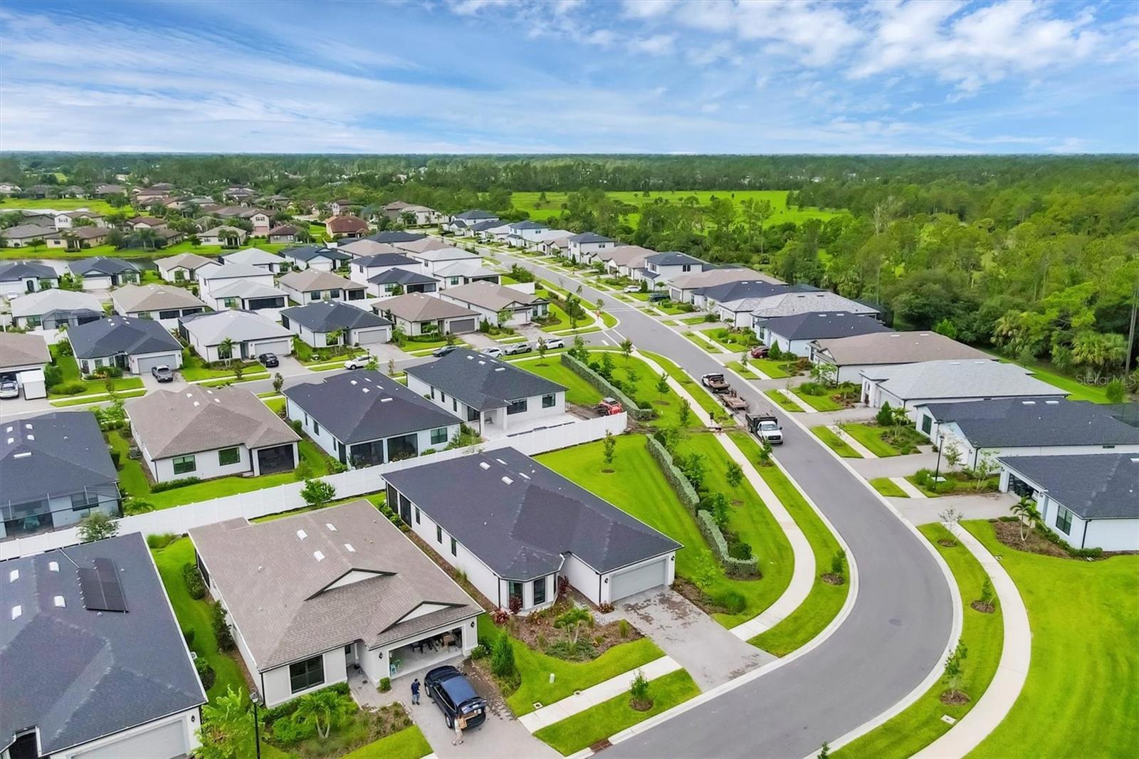 Image 4 of 68 For 2414 Gabel Oak Drive