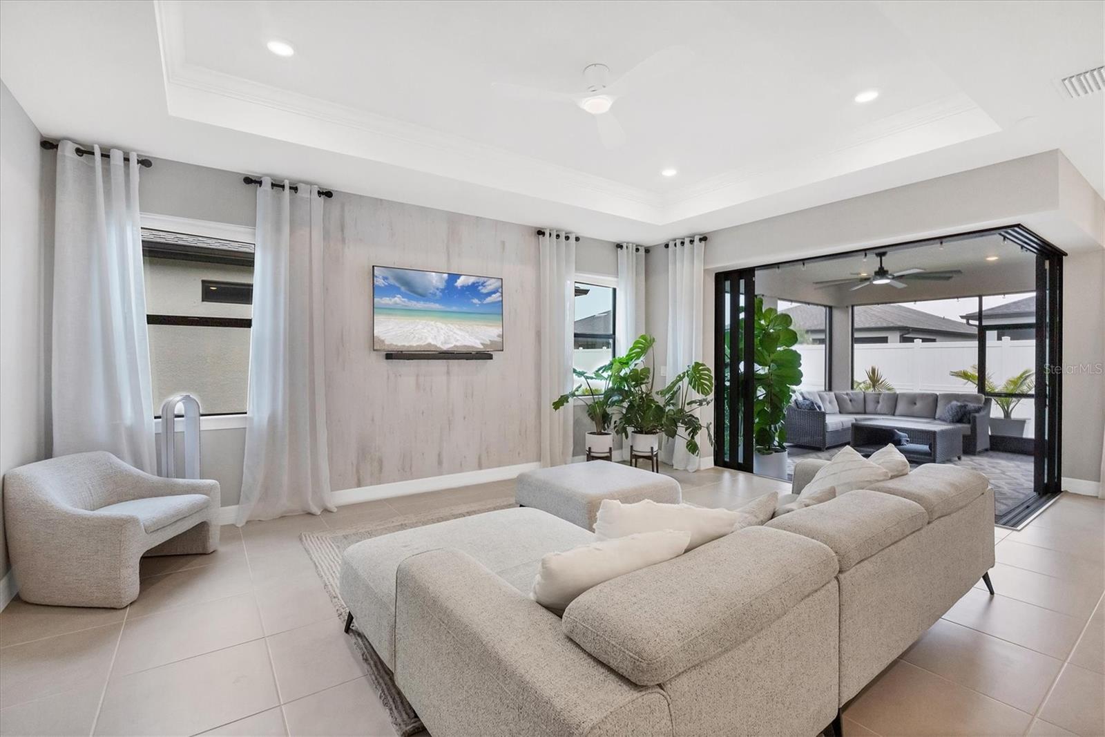 Image 9 of 68 For 2414 Gabel Oak Drive