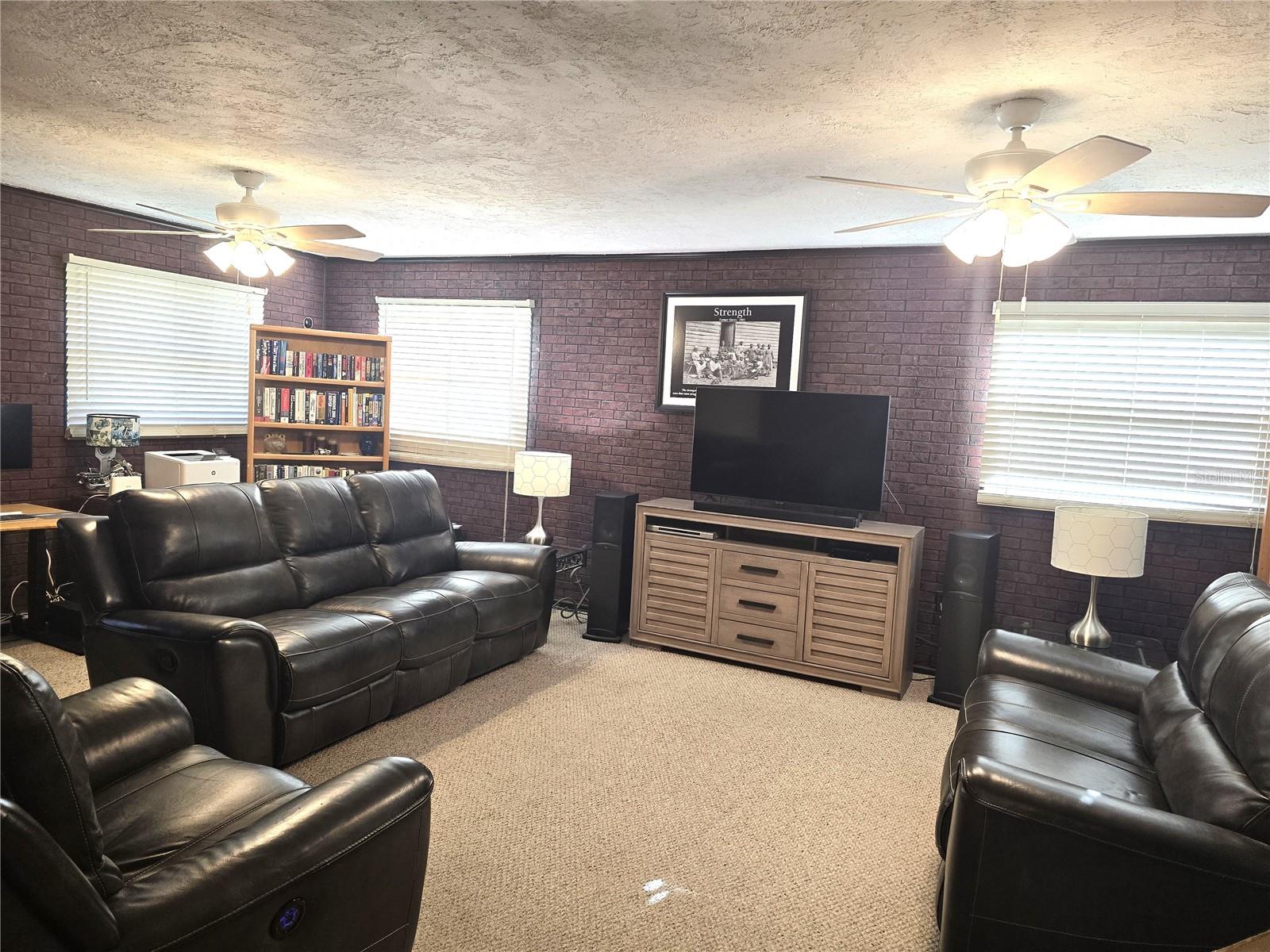 Image 5 of 11 For 1903 4th Avenue W
