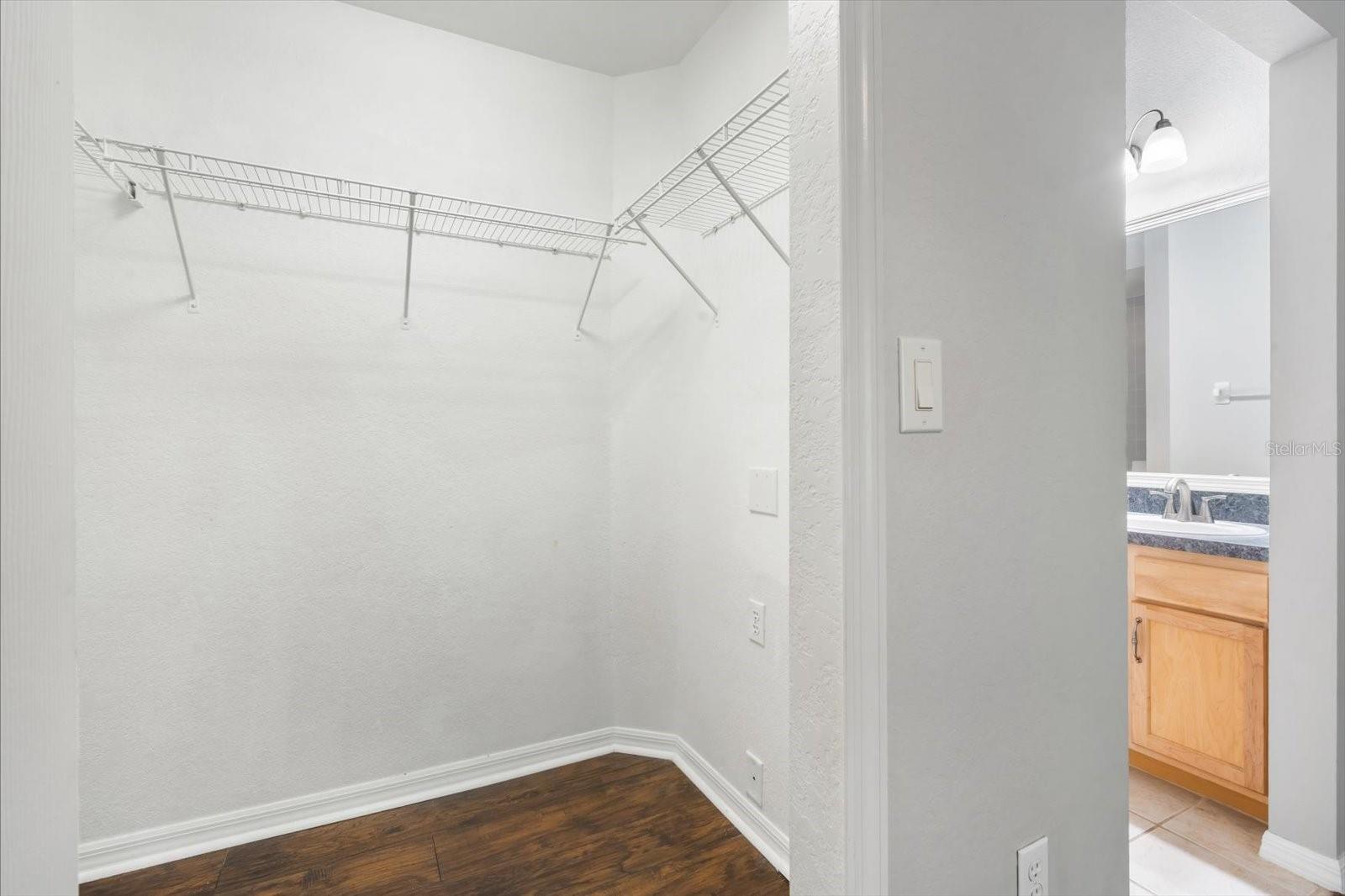 Image 17 of 35 For 1821 Hammocks Avenue 1821