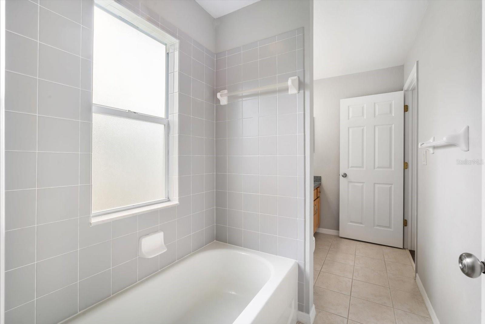 Image 21 of 35 For 1821 Hammocks Avenue 1821