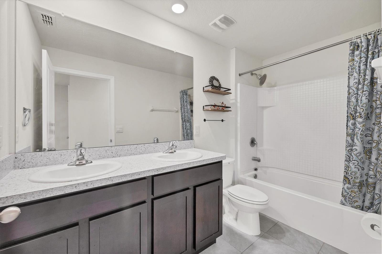Image 17 of 31 For 3816 Calamity Terrace
