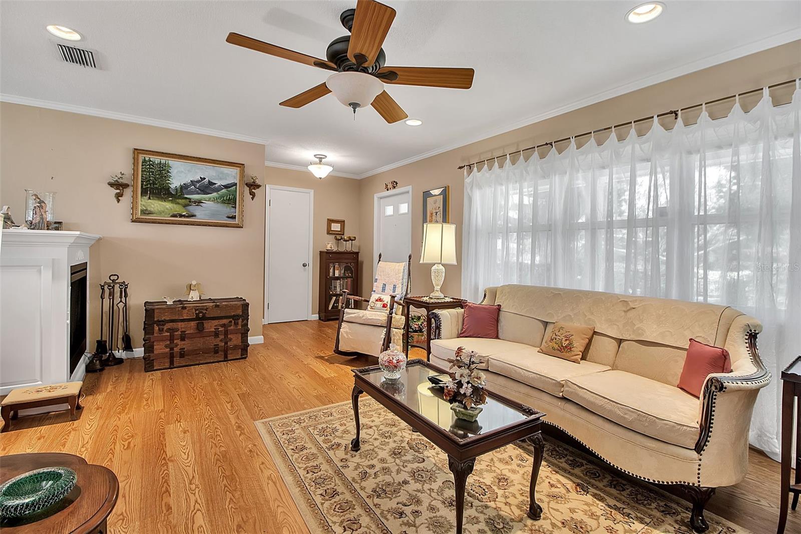 Image 13 of 46 For 1907 76th St Nw