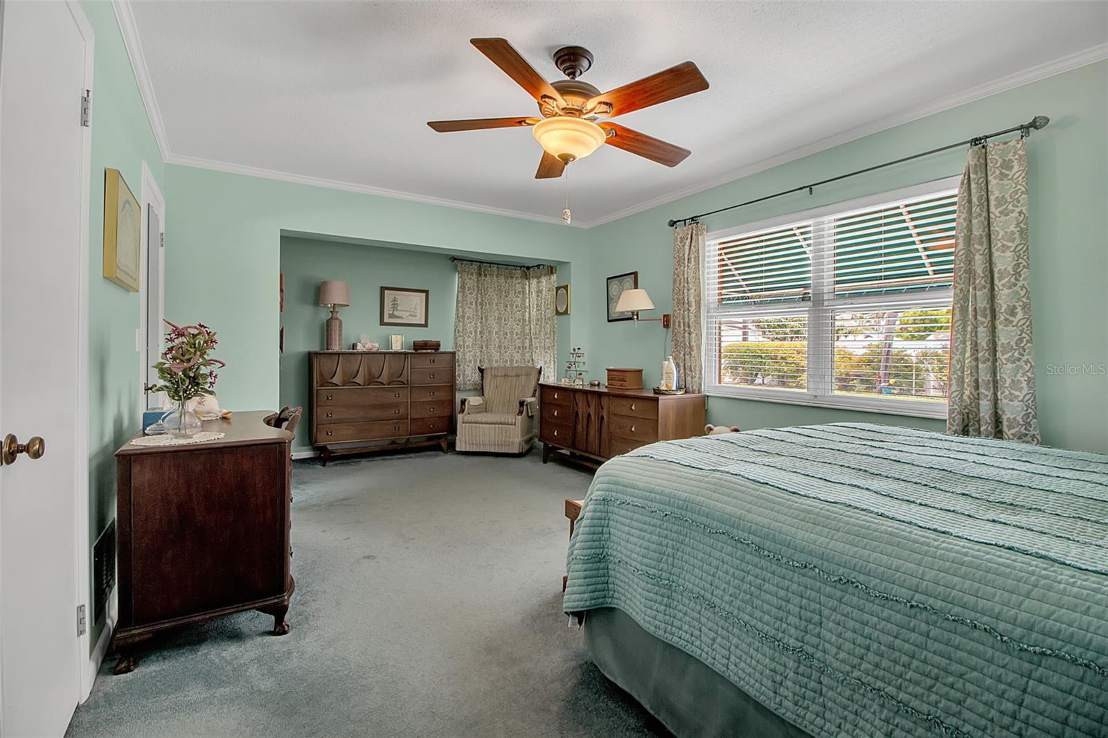 Image 30 of 46 For 1907 76th St Nw