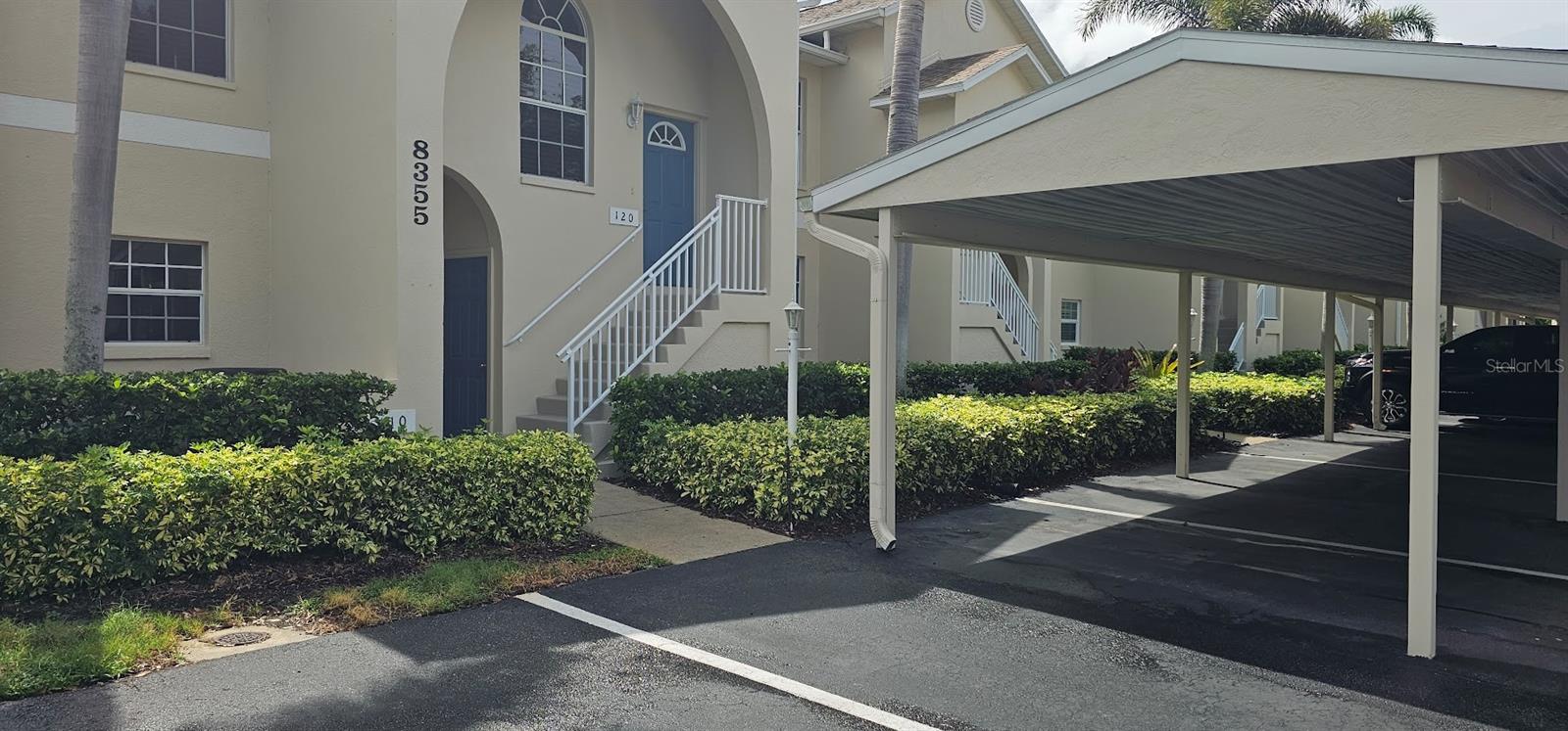 Image 2 of 26 For 8355 Glenrose Way 110