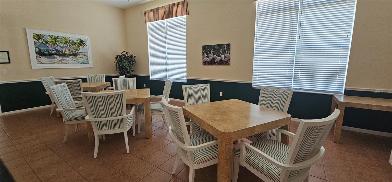 Image 20 of 26 For 8355 Glenrose Way 110