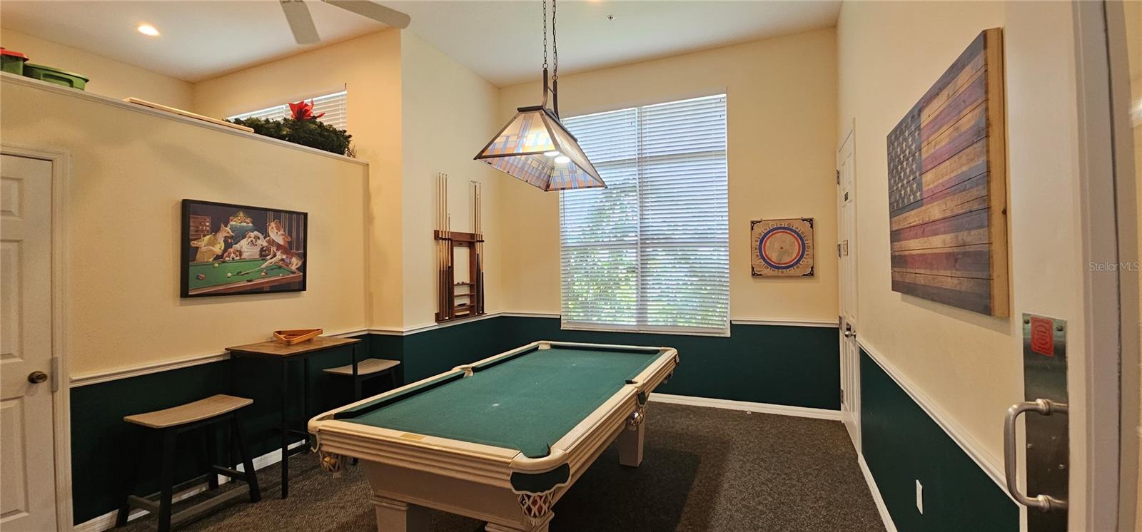 Image 22 of 26 For 8355 Glenrose Way 110