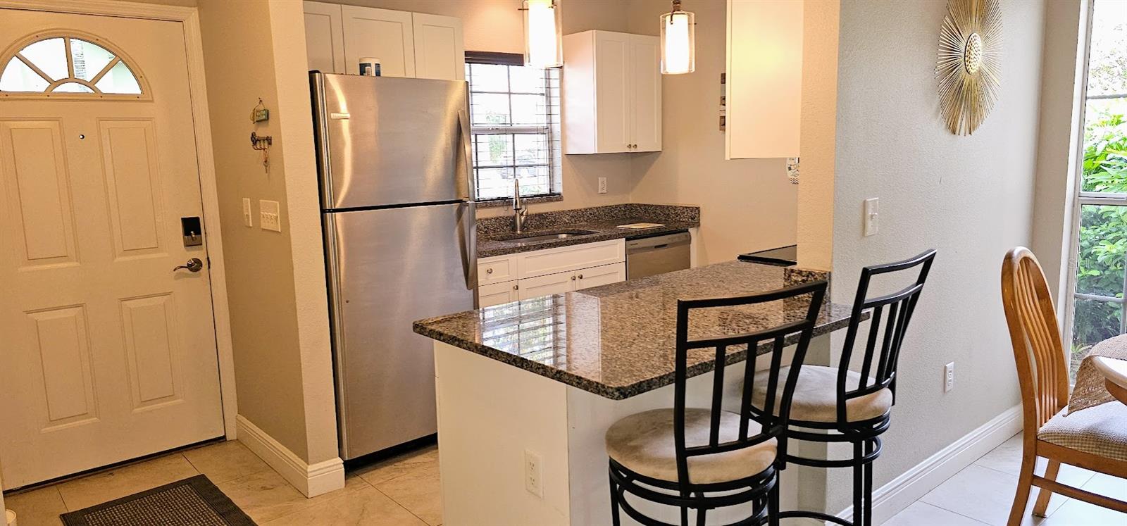 Image 4 of 26 For 8355 Glenrose Way 110