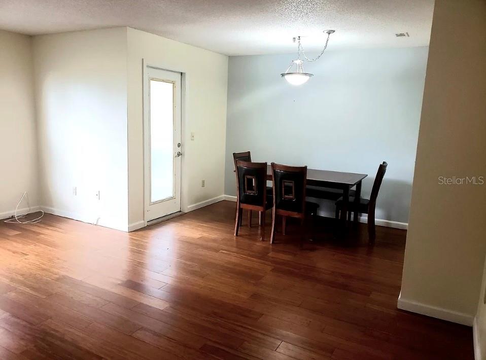 Image 6 of 15 For 11901 4th Street N 10202