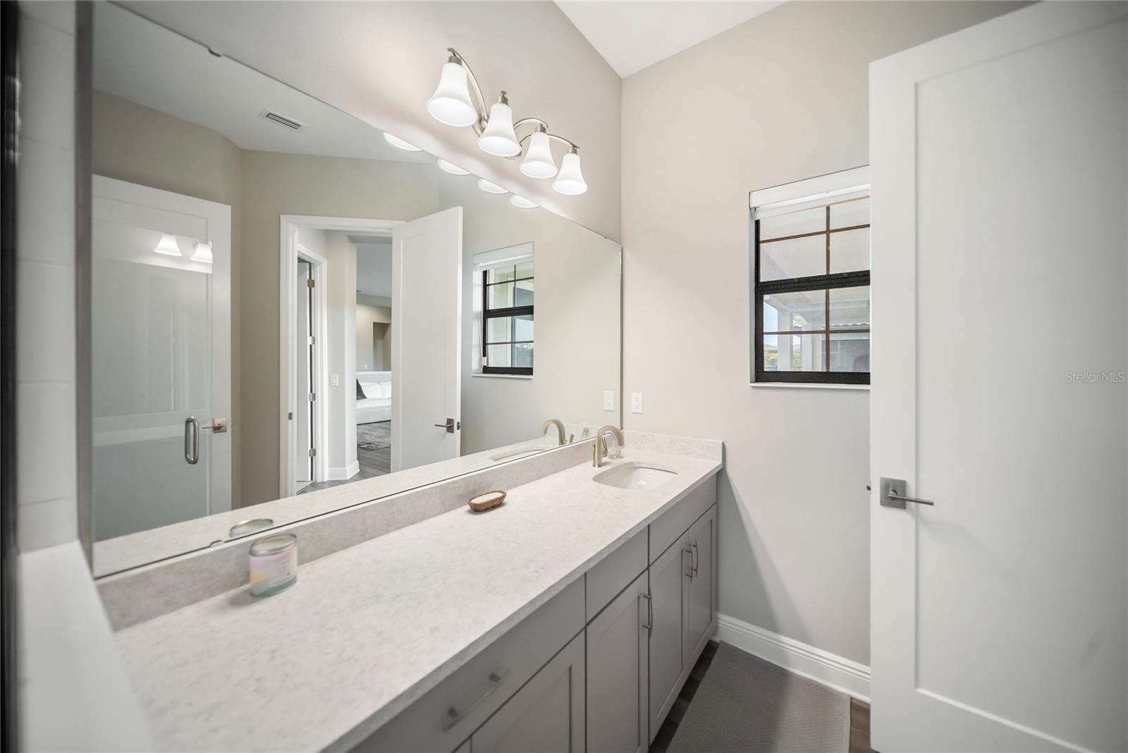 Image 23 of 44 For 13883 Heartwood Way