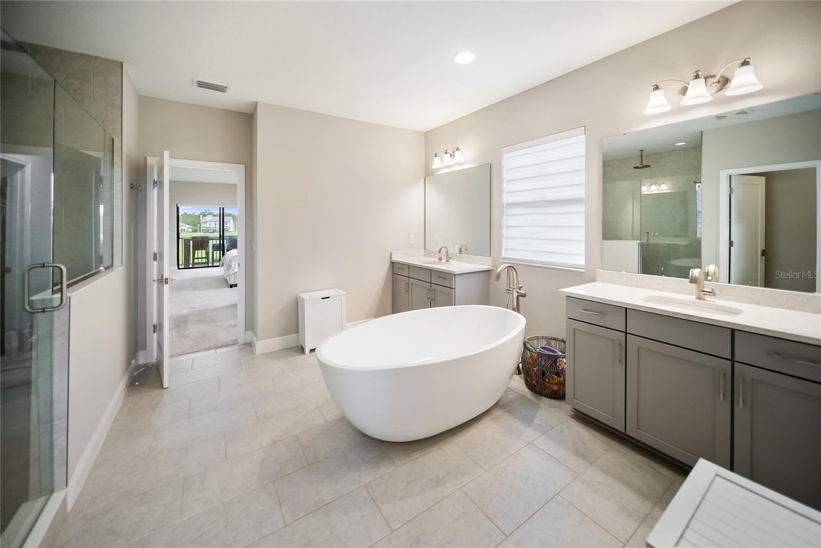 Image 31 of 44 For 13883 Heartwood Way