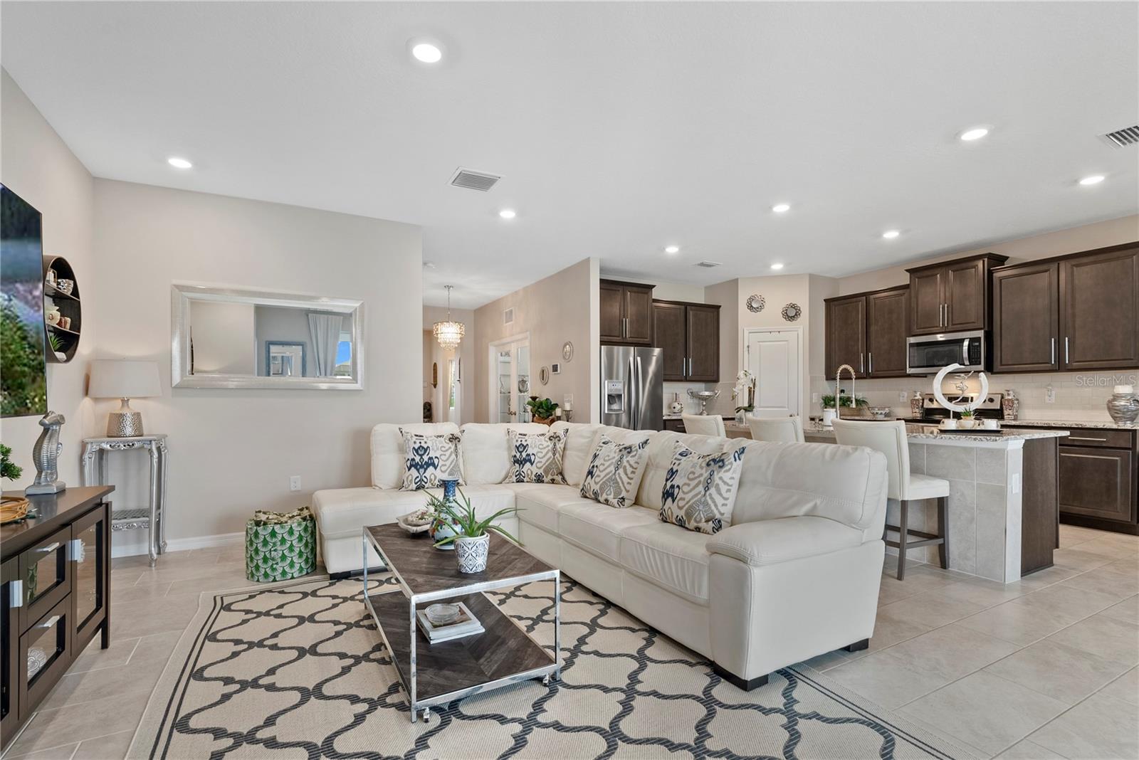 Image 19 of 43 For 5313 Halewood Court