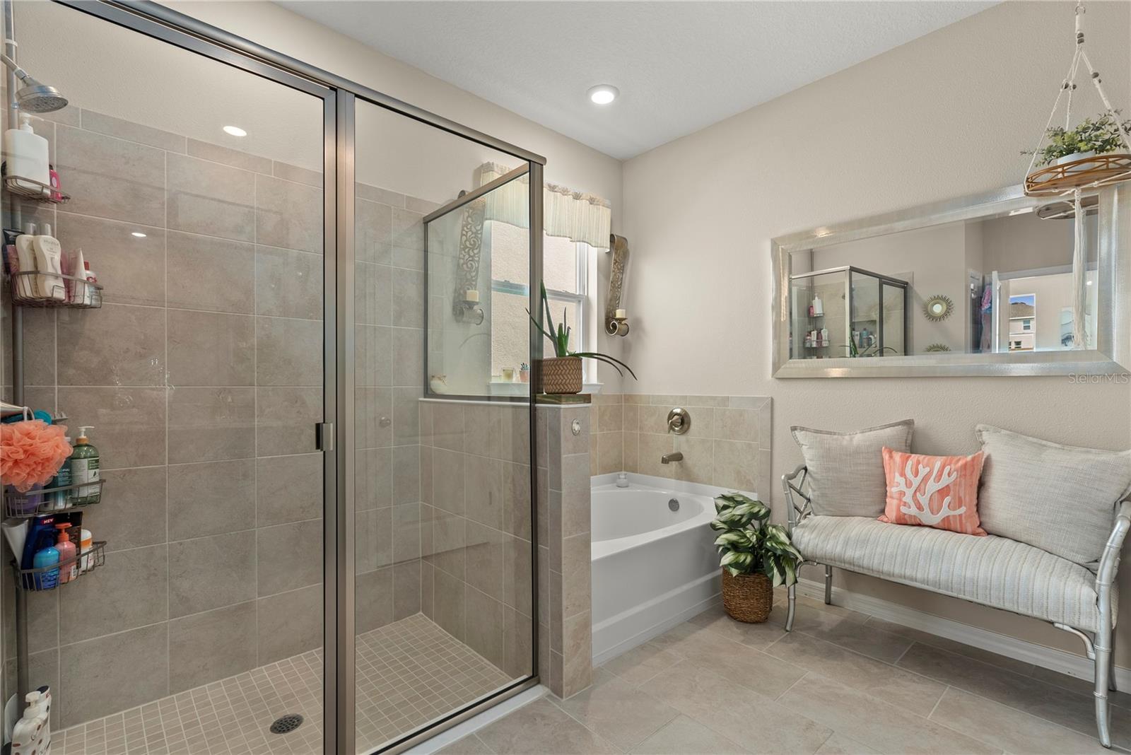 Image 25 of 43 For 5313 Halewood Court