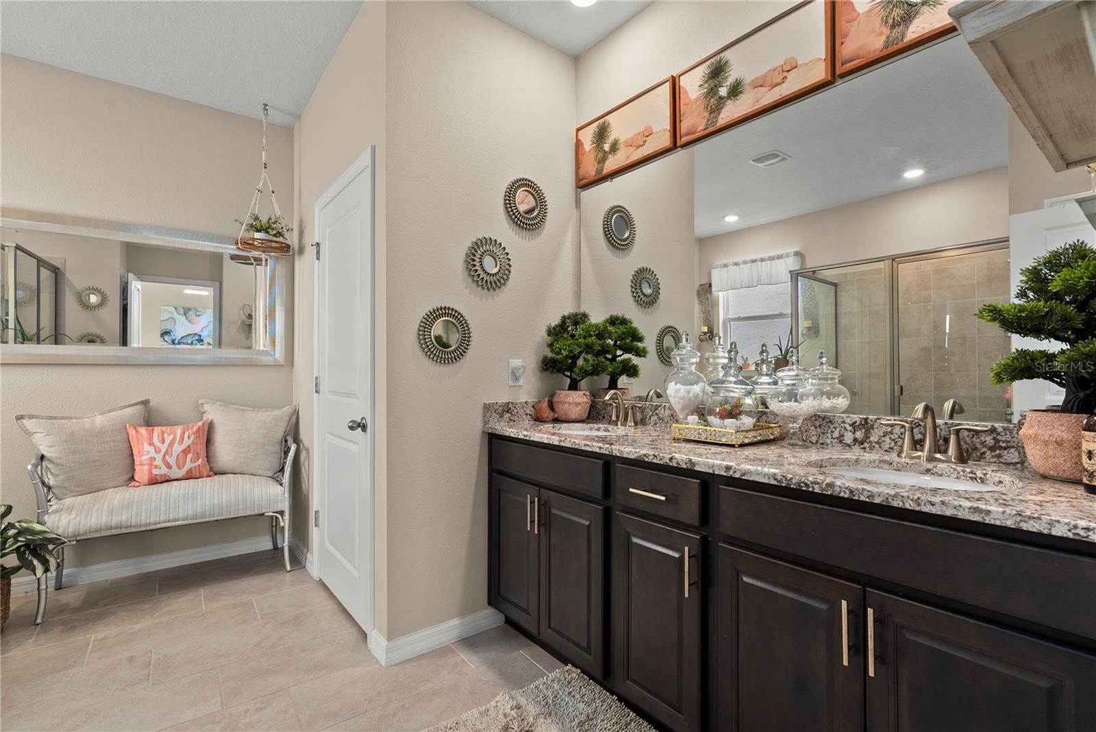Image 26 of 43 For 5313 Halewood Court