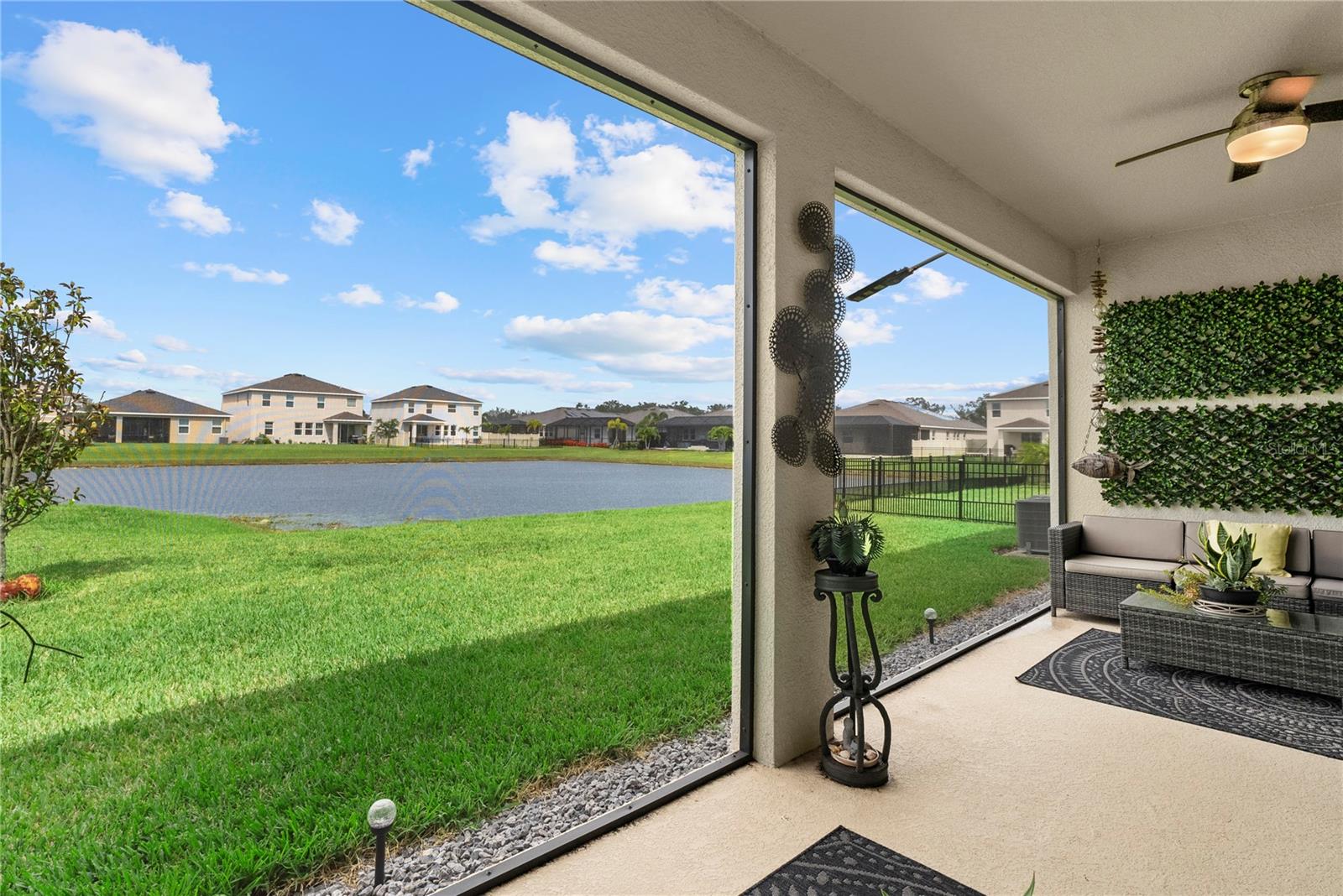 Image 31 of 43 For 5313 Halewood Court