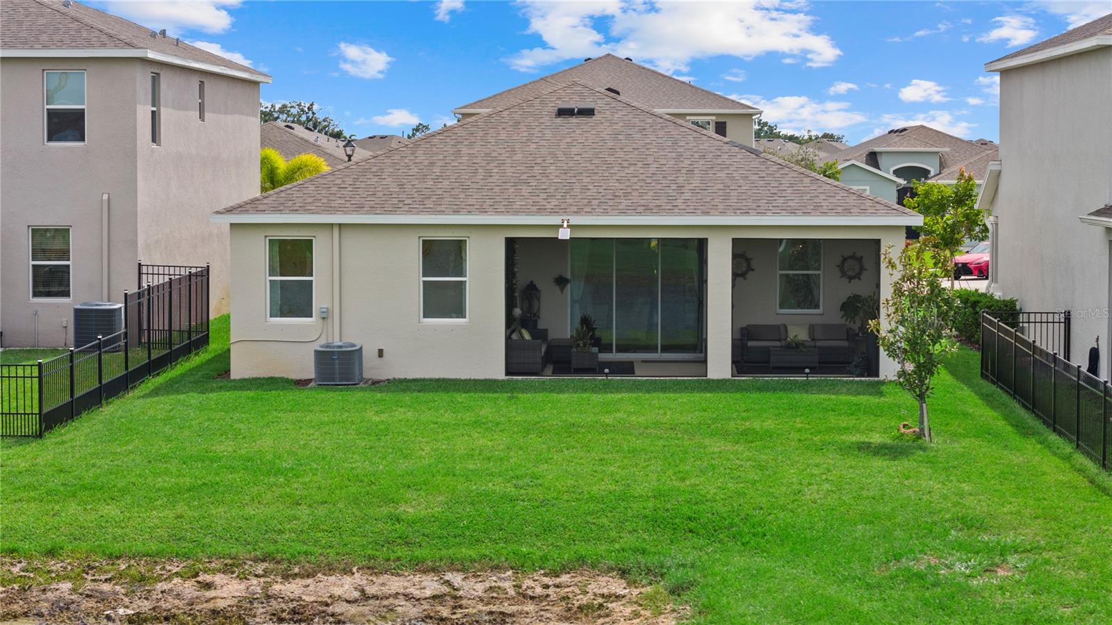 Image 32 of 43 For 5313 Halewood Court