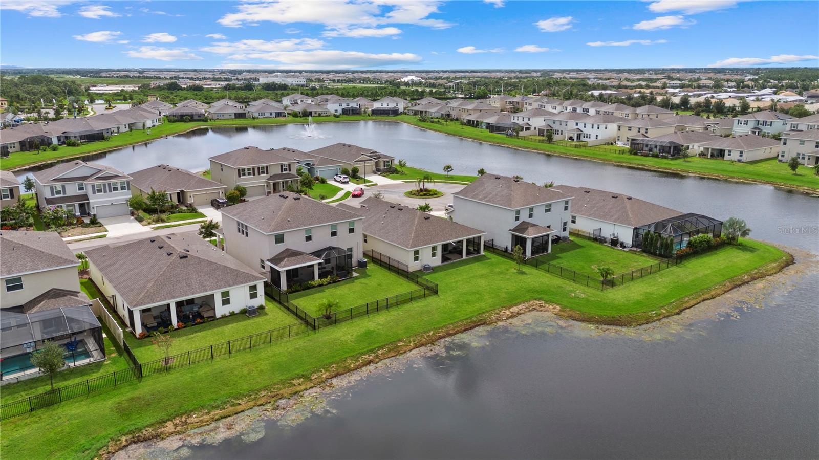 Image 36 of 43 For 5313 Halewood Court
