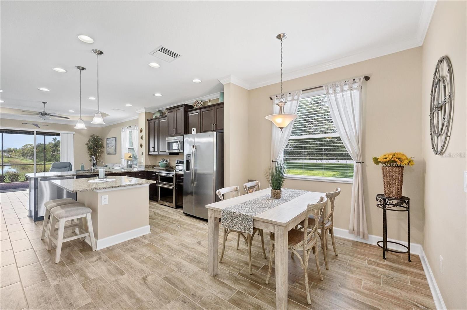 Image 11 of 50 For 25713 Boysen Berry Avenue