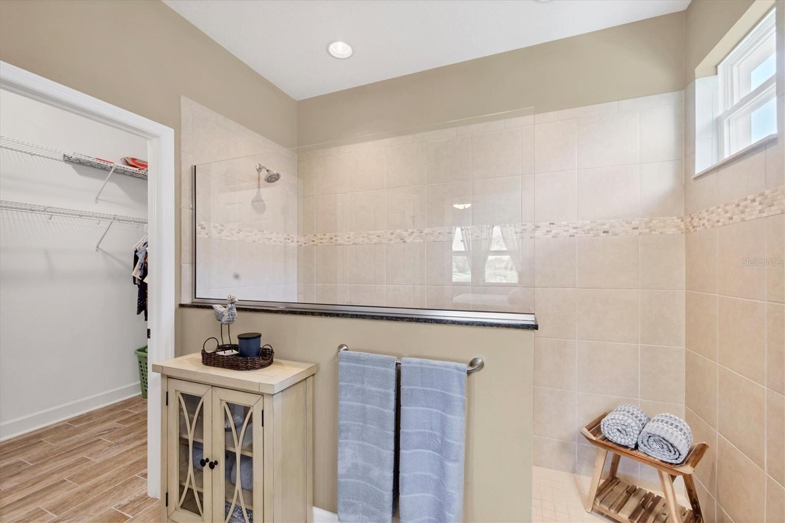 Image 19 of 50 For 25713 Boysen Berry Avenue