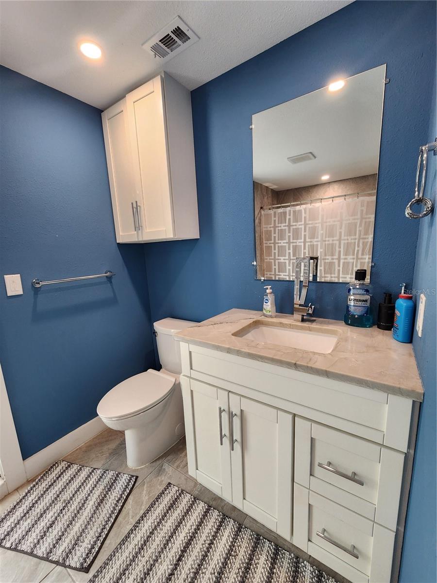 Image 4 of 23 For 2622 Parma Street