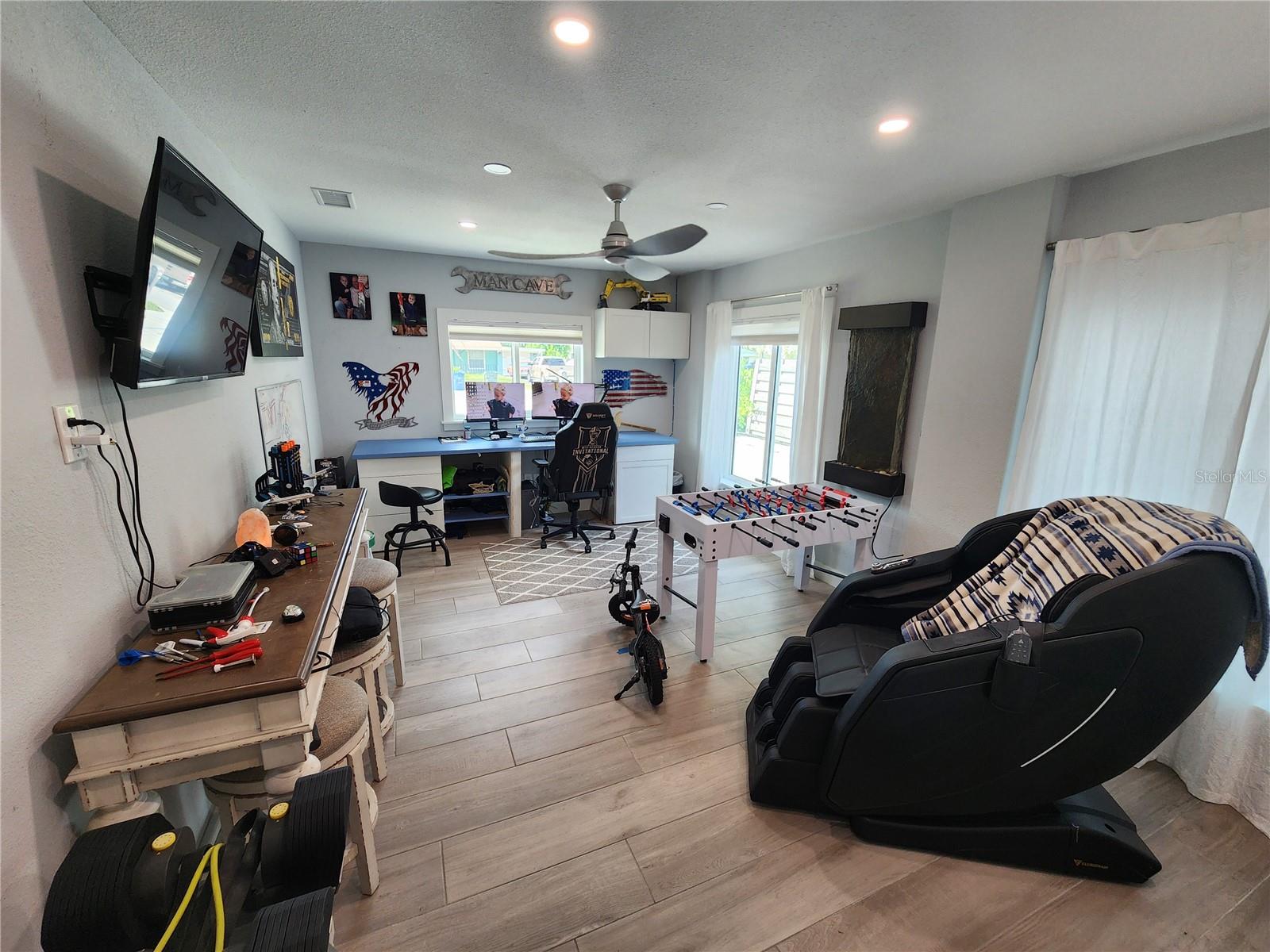 Image 5 of 23 For 2622 Parma Street