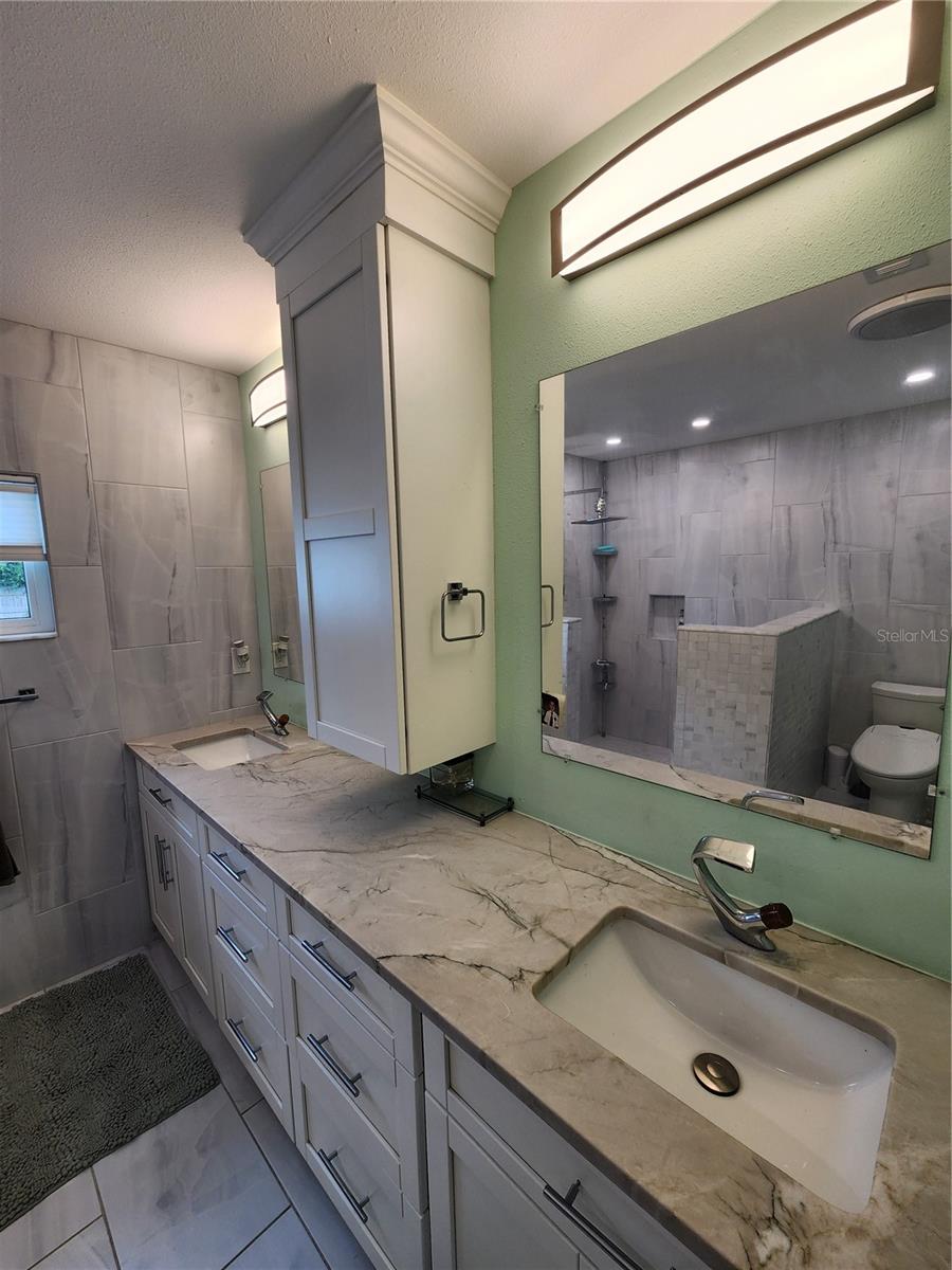 Image 8 of 23 For 2622 Parma Street