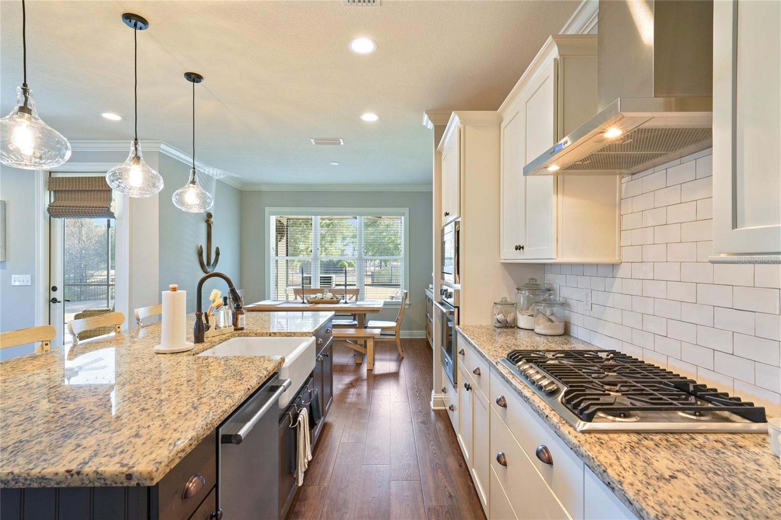 Image 11 of 50 For 636 Meadow Lake Drive