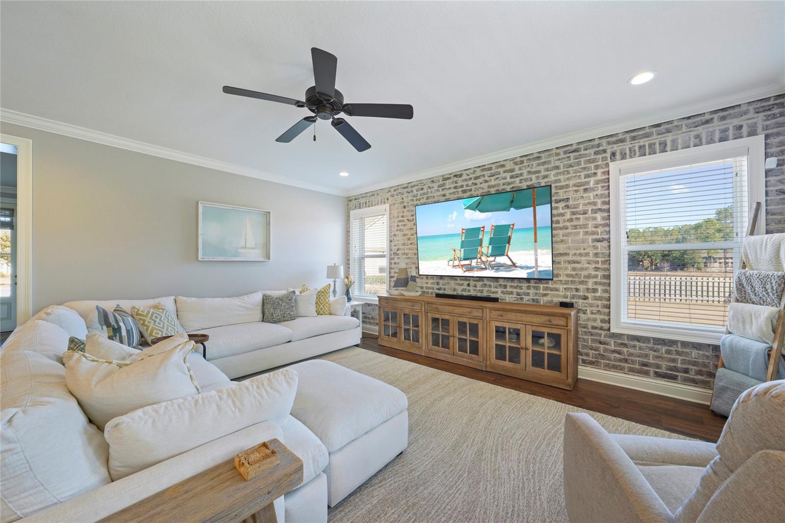 Image 30 of 50 For 636 Meadow Lake Drive