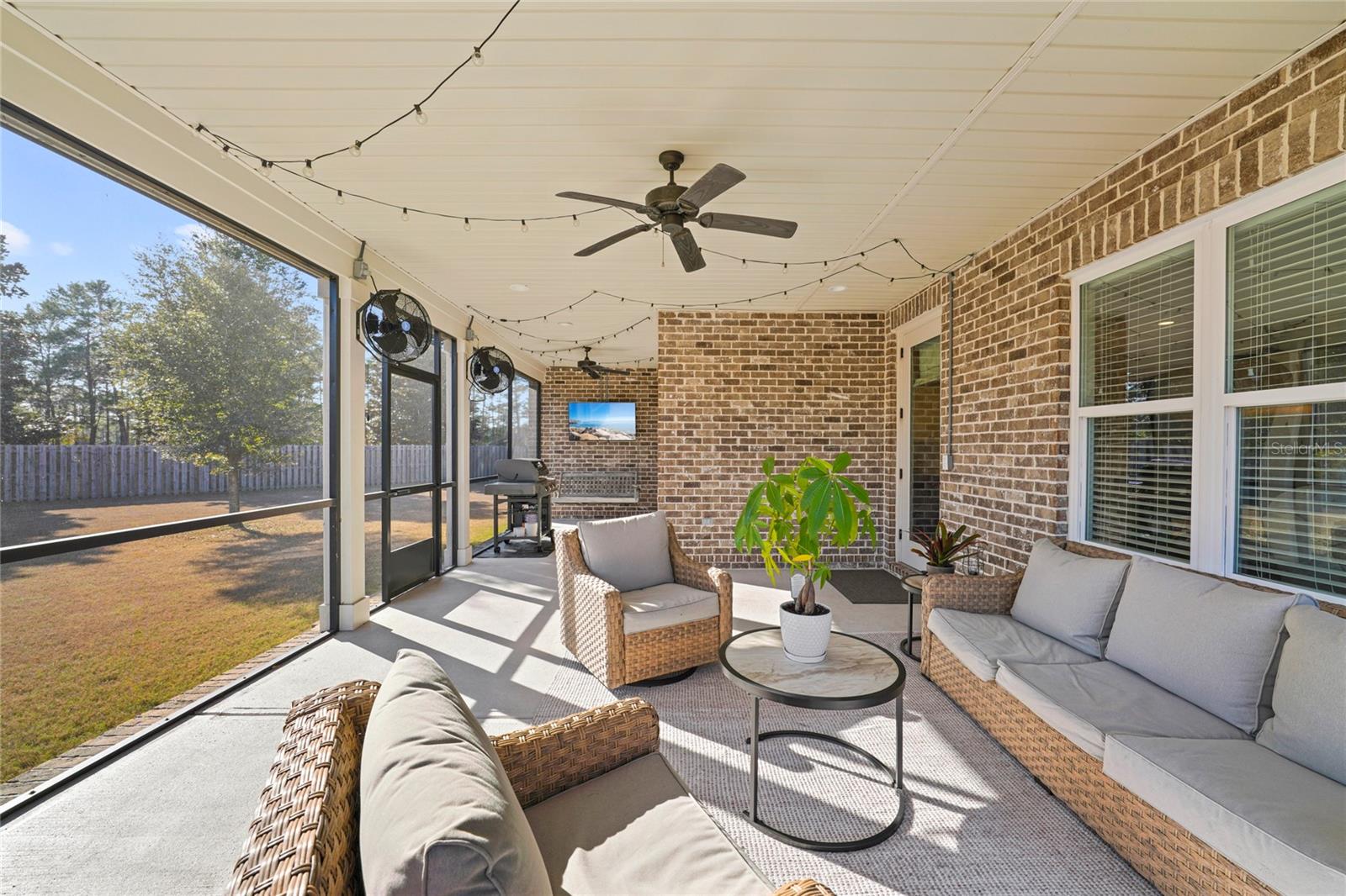 Image 41 of 50 For 636 Meadow Lake Drive