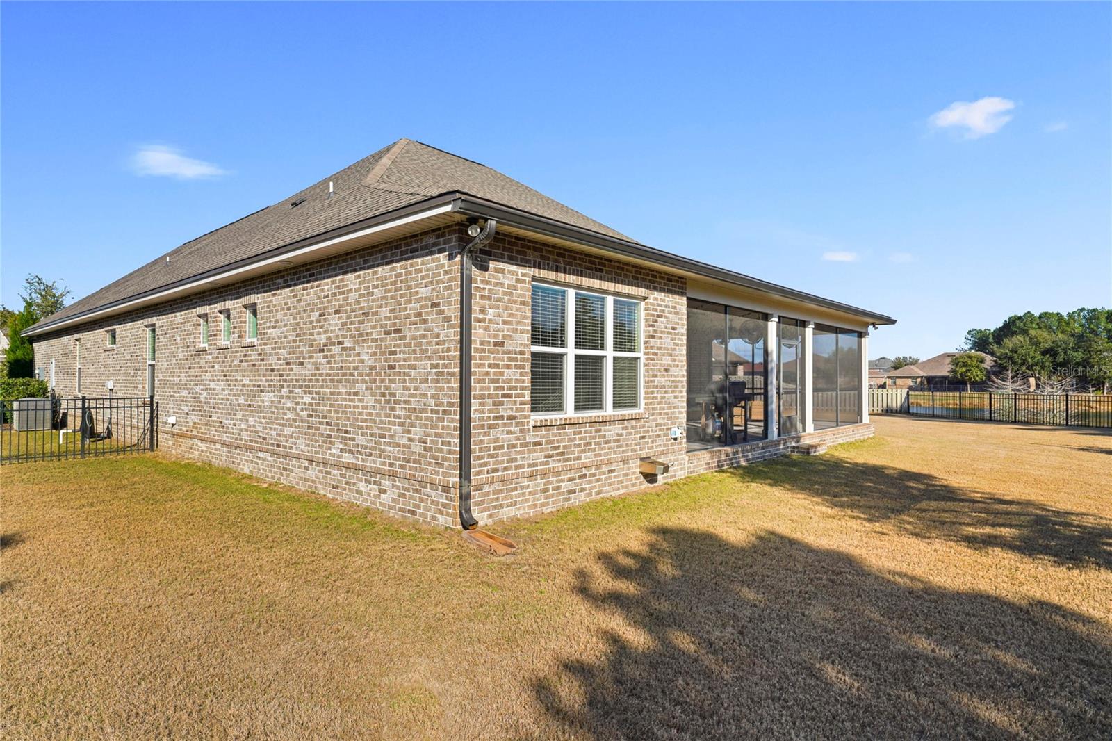 Image 47 of 50 For 636 Meadow Lake Drive