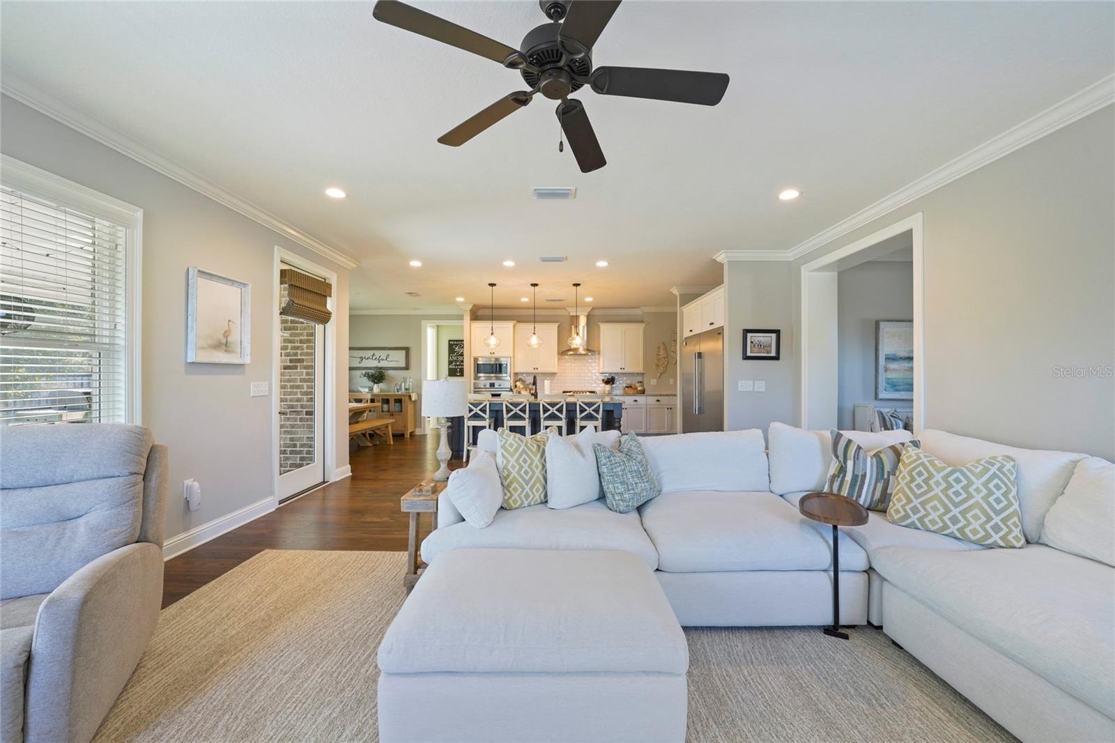 Image 6 of 50 For 636 Meadow Lake Drive