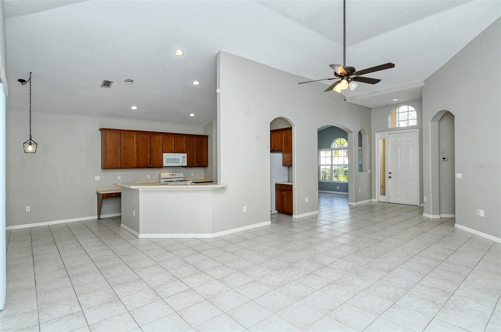 Image 20 of 70 For 6344 Rookery Circle