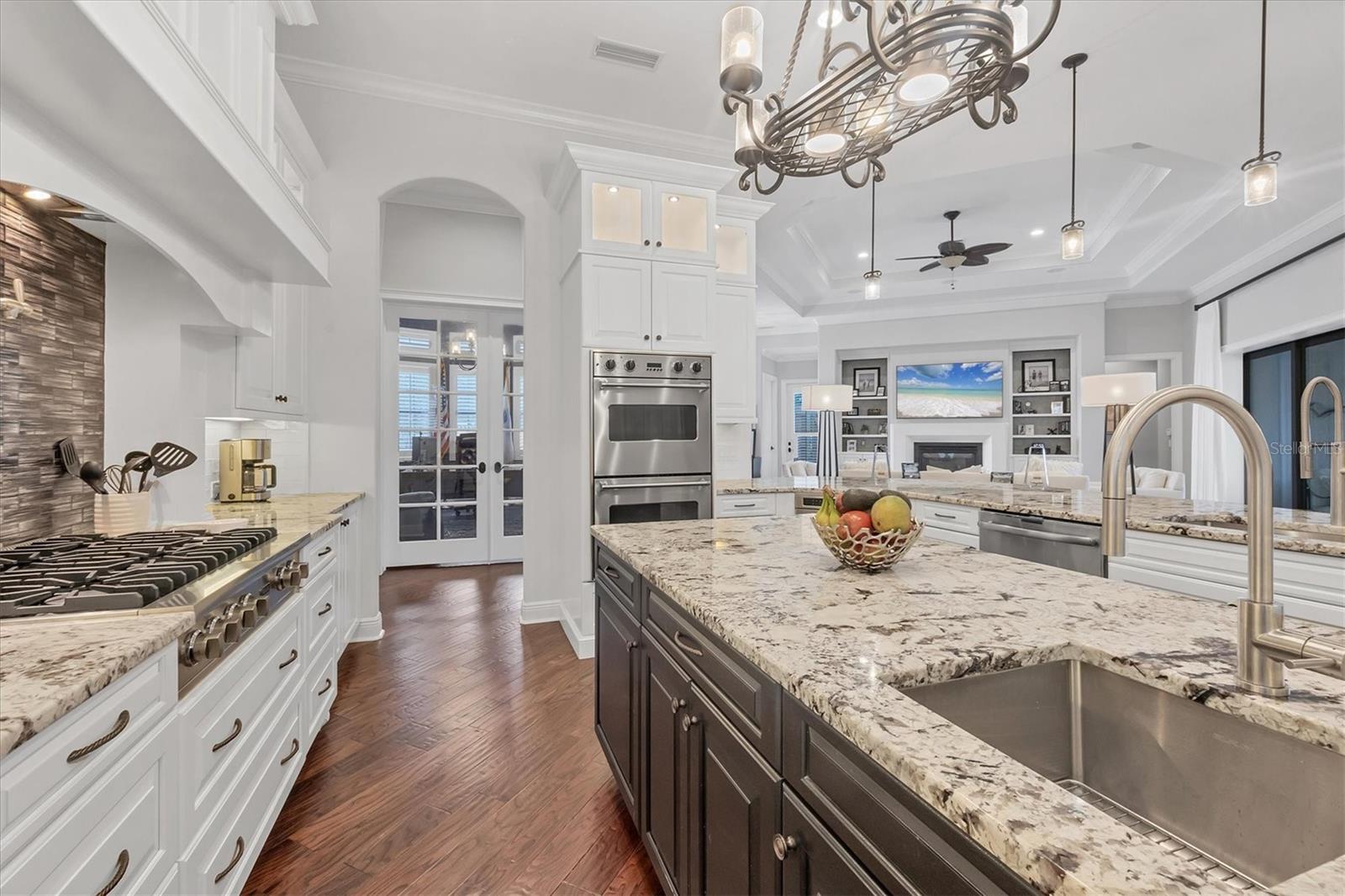 Image 17 of 92 For 14611 Leopard Creek Place