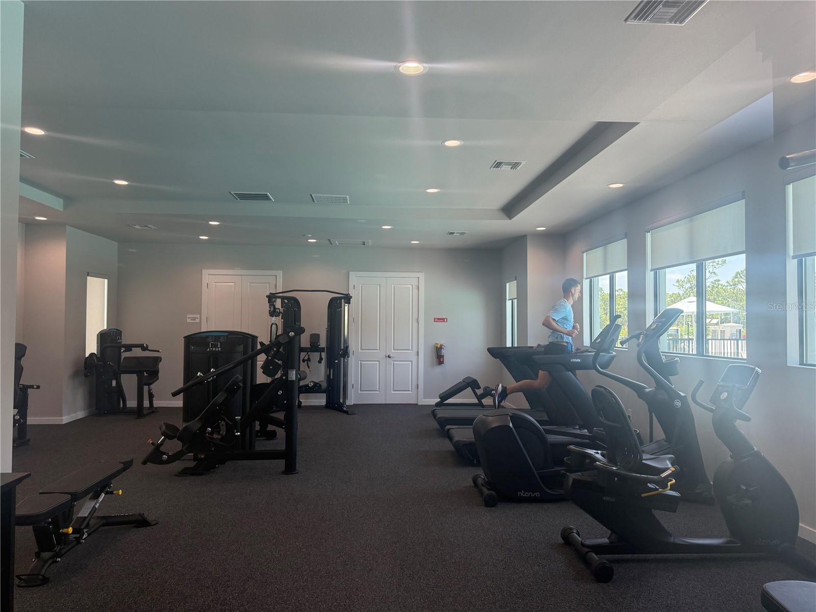 Image 16 of 18 For 8883 Saint Kitts Circle