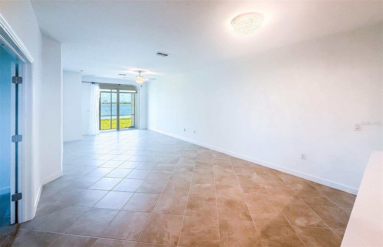 Image 7 of 18 For 8883 Saint Kitts Circle