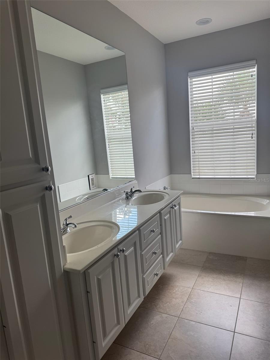 Image 15 of 32 For 1801 Burgos Drive 1801
