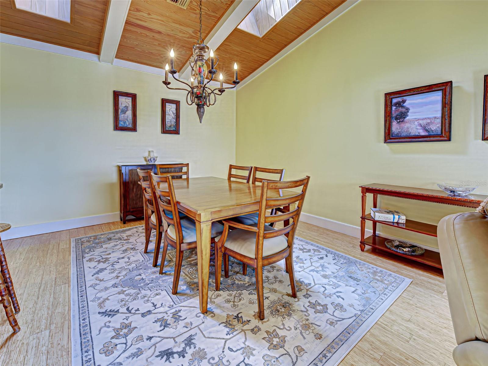 Image 34 of 61 For 109 Bayshore Road 5