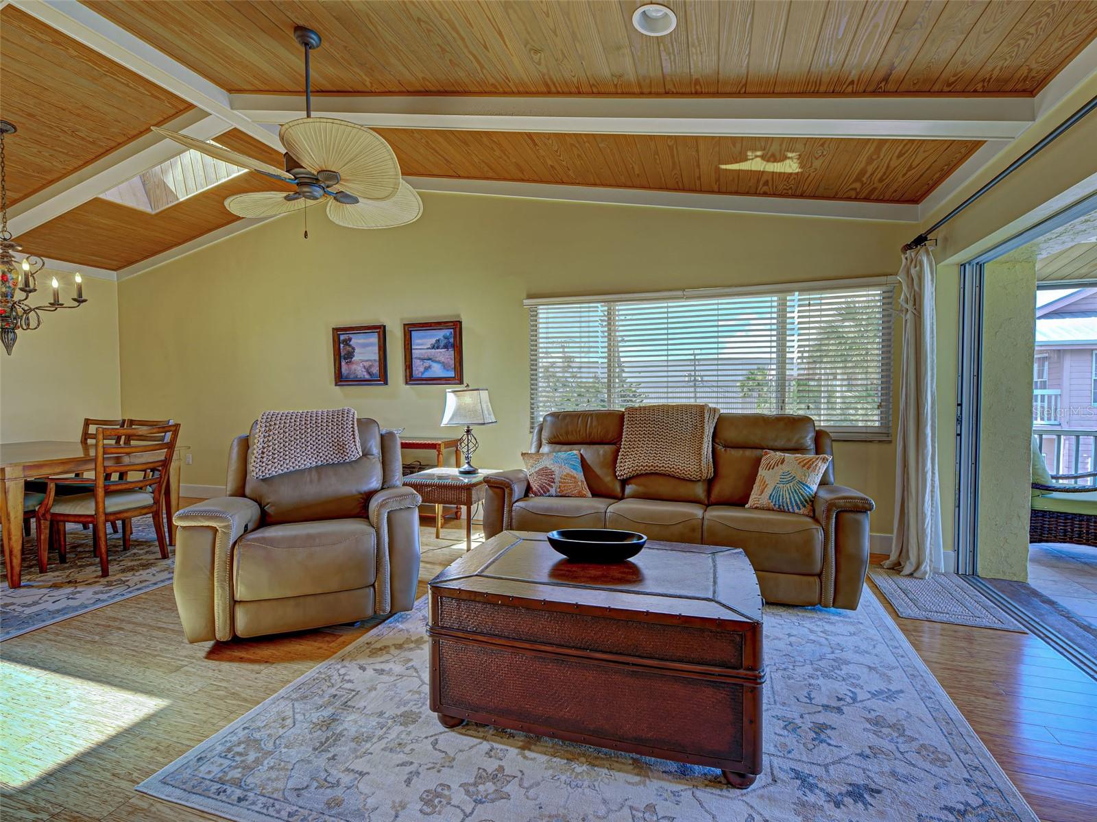 Image 42 of 61 For 109 Bayshore Road 5