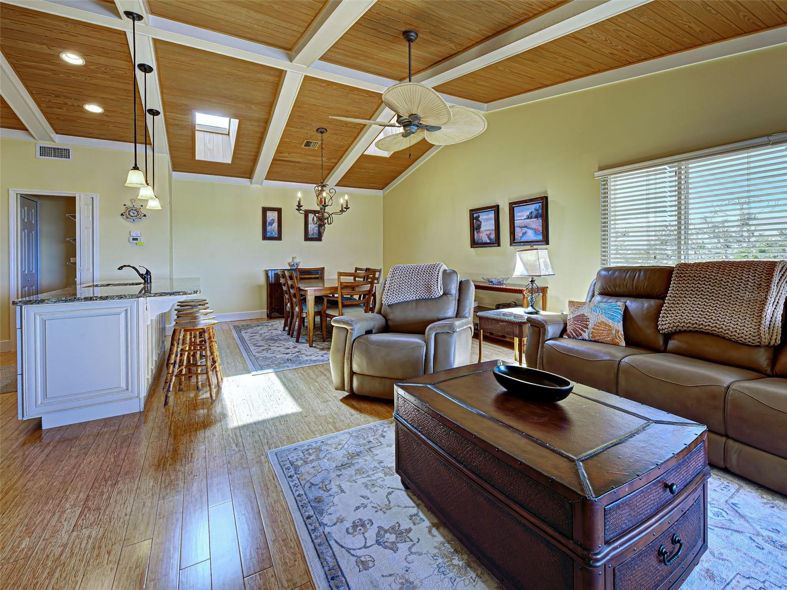 Image 9 of 61 For 109 Bayshore Road 5