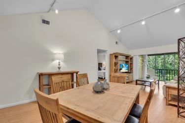 Image 5 of 23 For 1626 Brookhouse Drive 235
