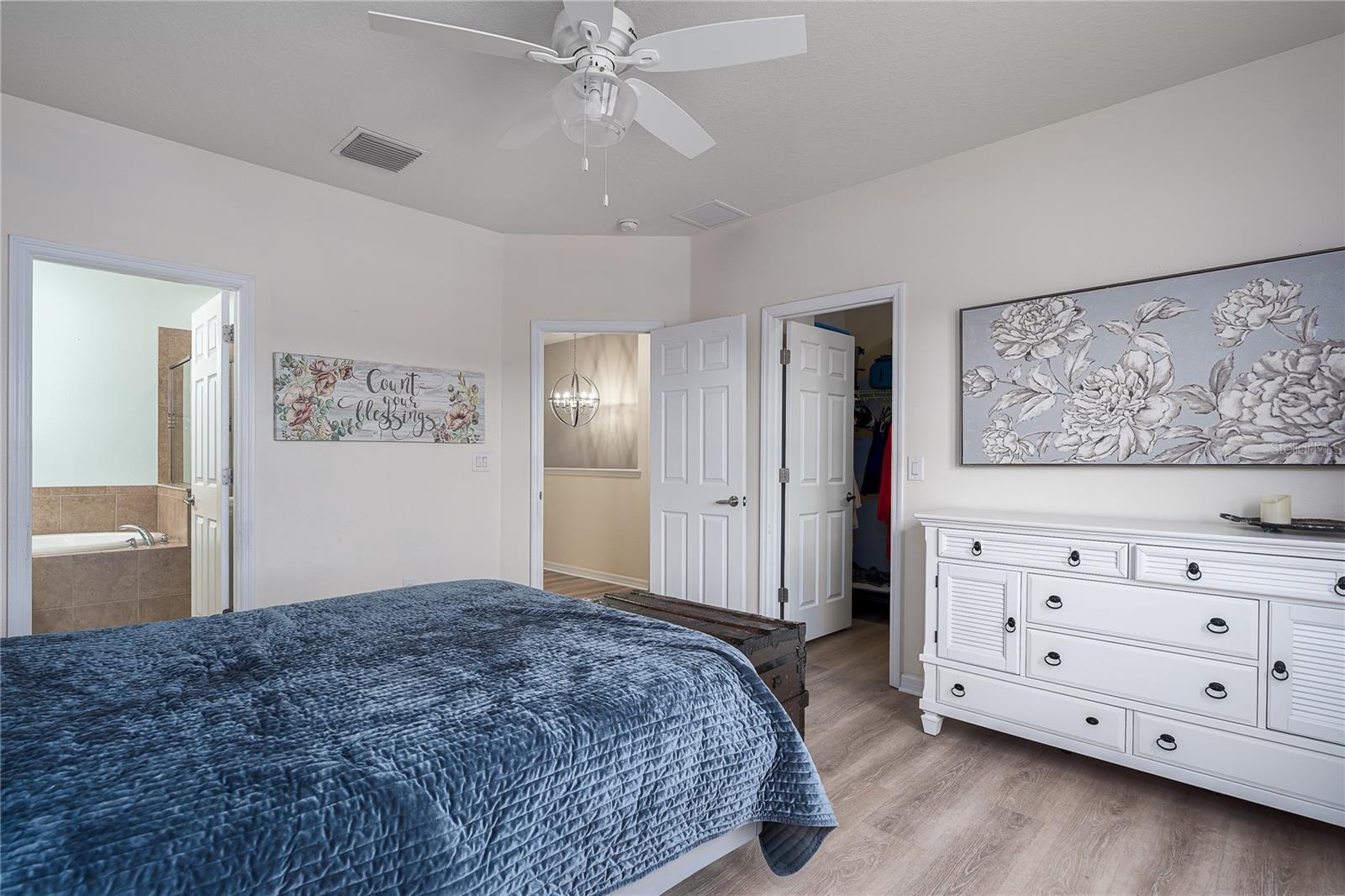 Image 15 of 48 For 11558 84th Street Circle E 106