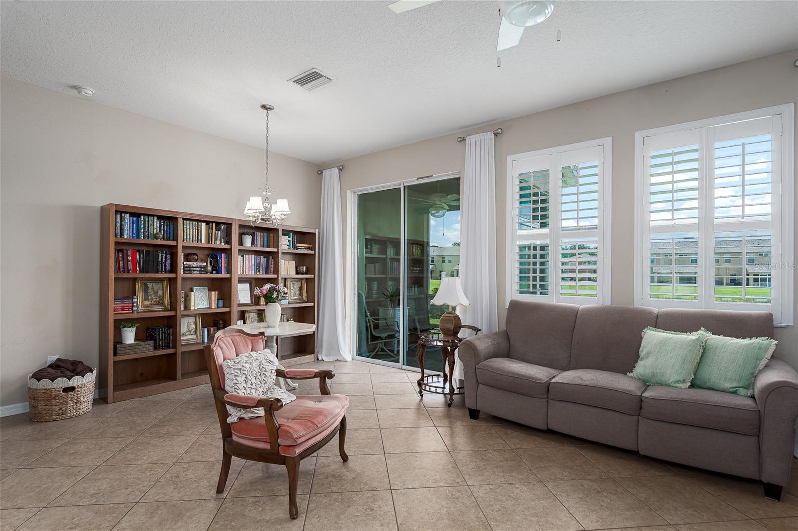Image 5 of 48 For 11558 84th Street Circle E 106